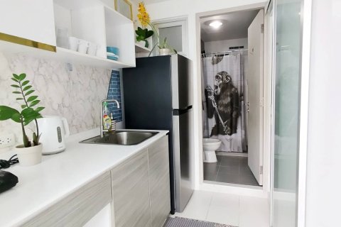 Apartamento de 2 habitaciones en Pattaya, Tailandia № 205828 - foto 3