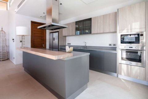 Villa in Bang Tao, Thailand 3 Schlafzimmer № 170166 - Foto 11