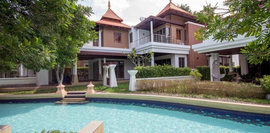 Chalet de 3 dormitorios en Hua Hin, Tailandia № 168477