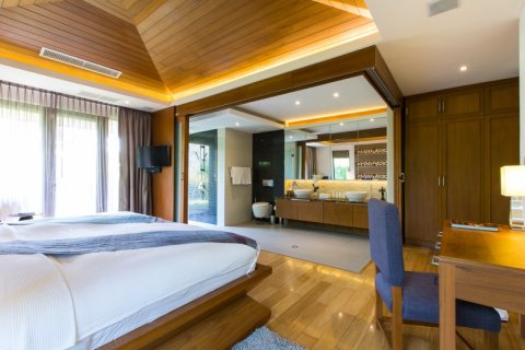 Chalet de 3 dormitorios en Hua Hin, Tailandia № 168479 - foto 19