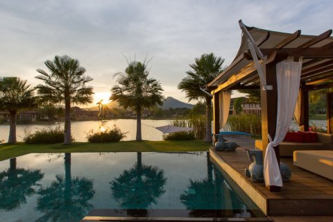 Chalet de 3 dormitorios en Hua Hin, Tailandia № 168479 - foto 10
