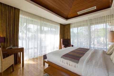 Chalet de 3 dormitorios en Hua Hin, Tailandia № 168479 - foto 12