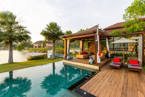 Chalet de 3 dormitorios en Hua Hin, Tailandia № 168479 - foto 6