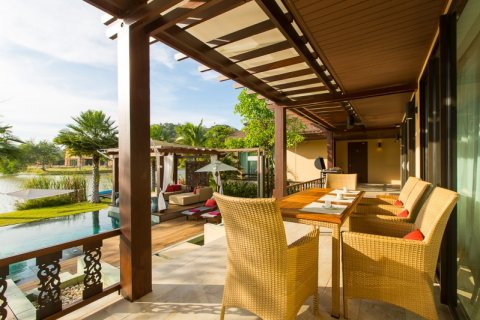 Chalet de 3 dormitorios en Hua Hin, Tailandia № 168479 - foto 2