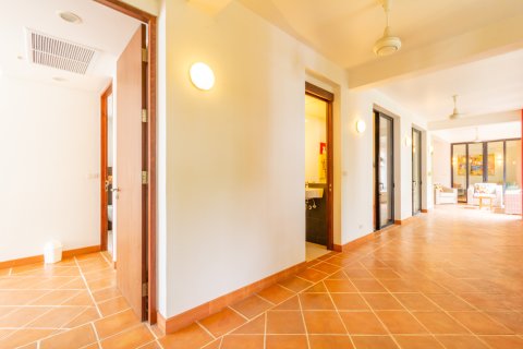 Condominio de 2 dormitorios en Hua Hin, Tailandia № 168483 - foto 26