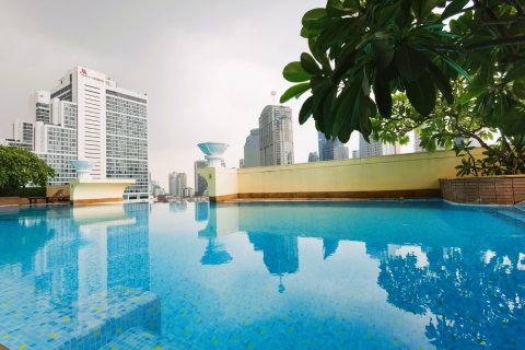 Ático de 4 dormitorios en Bangkok, Tailandia № 180925 - foto 28