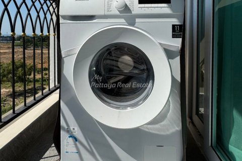 Condominio de 2 dormitorios en Bang Lamung, Tailandia № 152589 - foto 10