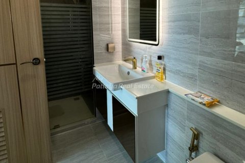 Condominio de 2 dormitorios en Bang Lamung, Tailandia № 152589 - foto 5