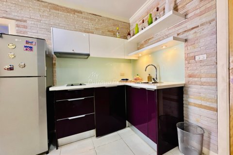 Condominio de 1 dormitorio en Bang Lamung, Tailandia № 152587 - foto 2