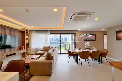 Condominio de 3 dormitorios en Pattaya, Tailandia № 197599 - foto 4