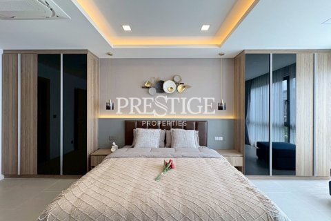 Condominio de 2 dormitorios en Pattaya, Tailandia № 197600 - foto 12