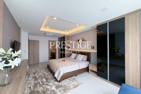 Condominio de 2 dormitorios en Pattaya, Tailandia № 197600 - foto 11