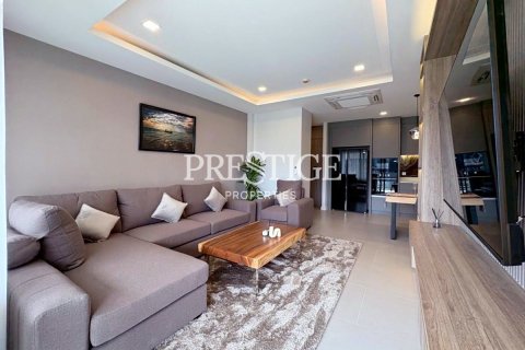 Condominio de 2 dormitorios en Pattaya, Tailandia № 197600 - foto 2
