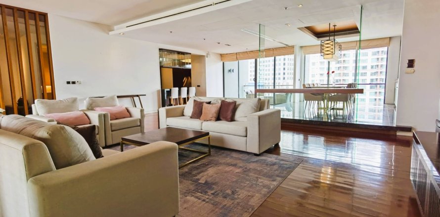 Condo à Bangkok, Thaïlande, 3 chambres  № 181104