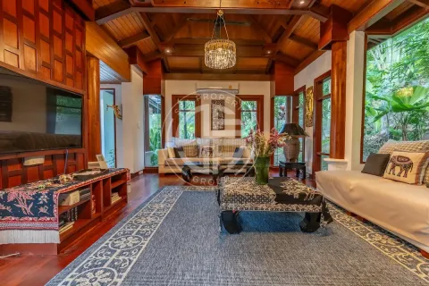 Chalet de 4 dormitorios en Phuket, Tailandia № 190680 - foto 5