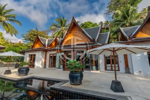 Chalet de 4 dormitorios en Phuket, Tailandia № 190680 - foto 2