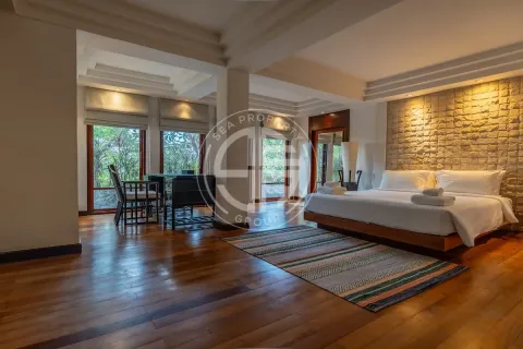 Chalet de 4 dormitorios en Phuket, Tailandia № 190680 - foto 15