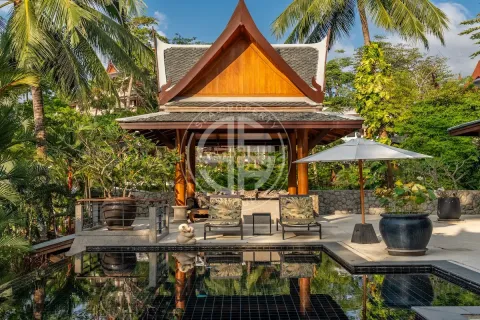 Chalet de 4 dormitorios en Phuket, Tailandia № 190680 - foto 20