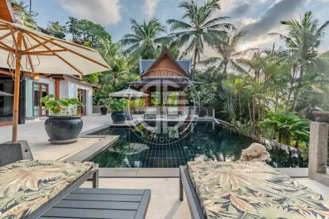 Chalet de 4 dormitorios en Phuket, Tailandia № 190680 - foto 18