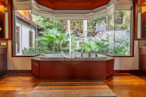 Chalet de 4 dormitorios en Phuket, Tailandia № 190680 - foto 12