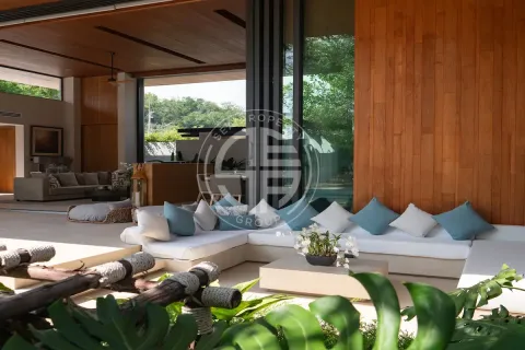 Chalet de 4 dormitorios en Phuket, Tailandia № 190677 - foto 14