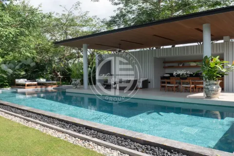 Chalet de 4 dormitorios en Phuket, Tailandia № 190677 - foto 16
