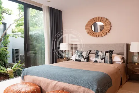 Chalet de 4 dormitorios en Phuket, Tailandia № 190677 - foto 9