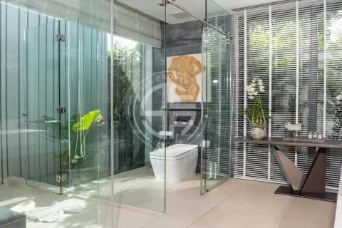 Chalet de 4 dormitorios en Phuket, Tailandia № 190677 - foto 8