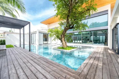 Villa in Bang Tao, Thailand 3 bedrooms № 190681