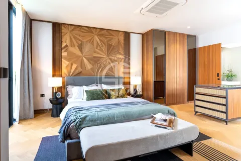 Chalet de 3 dormitorios en Bang Tao, Tailandia № 190681 - foto 5