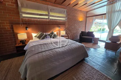 Villa in Bang Tao, Thailand 4 Schlafzimmer № 190682 - Foto 8