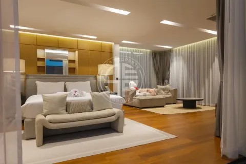 Chalet de 4 dormitorios en Phuket, Tailandia № 190679 - foto 5