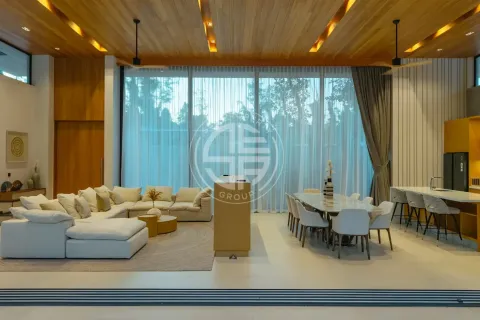 Chalet de 4 dormitorios en Phuket, Tailandia № 190679 - foto 2