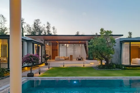 Chalet de 4 dormitorios en Phuket, Tailandia № 190679 - foto 20