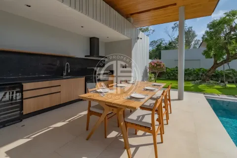 Chalet de 4 dormitorios en Phuket, Tailandia № 190679 - foto 13