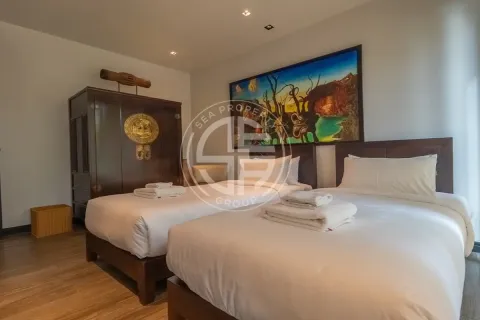 Chalet de 4 dormitorios en Layan Beach, Tailandia № 190676 - foto 9