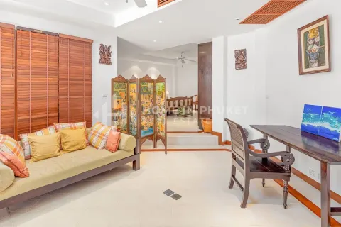 Haus in Kamala, Thailand 7 Schlafzimmer № 167012 - Foto 22