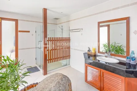 Haus in Kamala, Thailand 7 Schlafzimmer № 167012 - Foto 26