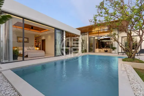 Chalet de 3 dormitorios en Phuket, Tailandia № 190762 - foto 14