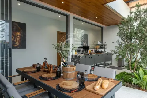 Chalet de 3 dormitorios en Phuket, Tailandia № 190762 - foto 11