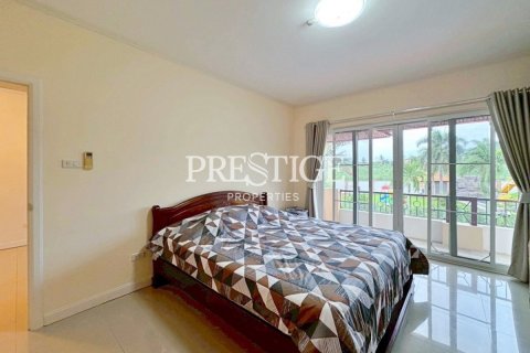 House in Pattaya, Thailand 4 bedrooms № 198040 - photo 27