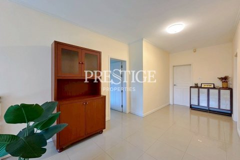 House in Pattaya, Thailand 4 bedrooms № 198040 - photo 19