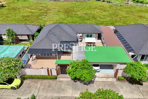 Haus in Pattaya, Thailand 5 Schlafzimmer № 198045