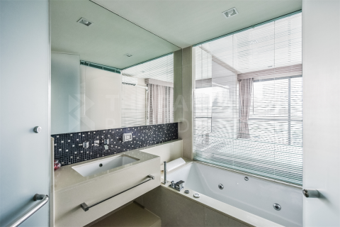 Condominio de 2 dormitorios en Bangkok, Tailandia № 201898 - foto 4