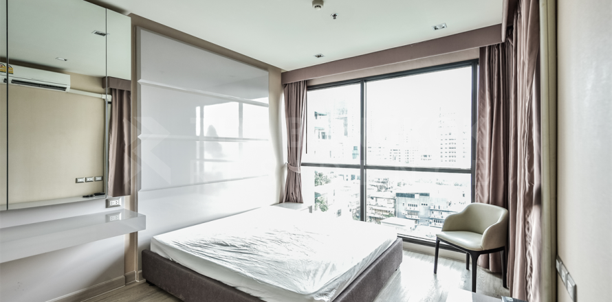 Condominio de 2 dormitorios en Bangkok, Tailandia № 201898