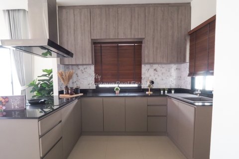 Haus in Sattahip, Thailand 3 Schlafzimmer № 116888 - Foto 8