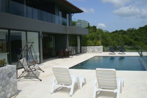 Casa de 6 dormitorios en Ko Samui, Tailandia № 66855 - foto 2