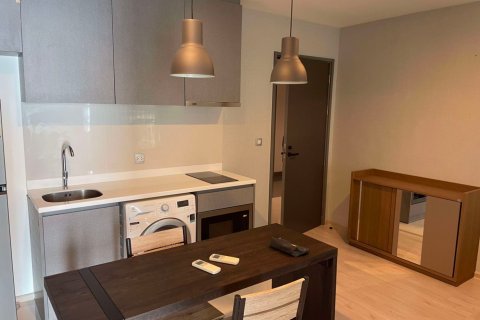 Condo in Bangkok, Thailand, 2 bedrooms in Rhythm Rangnam  № 68349