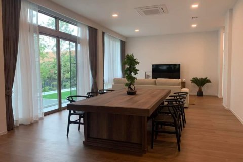 Chalet de 3 dormitorios en Saphan Sung, Bangkok, Tailandia № 133951 - foto 13