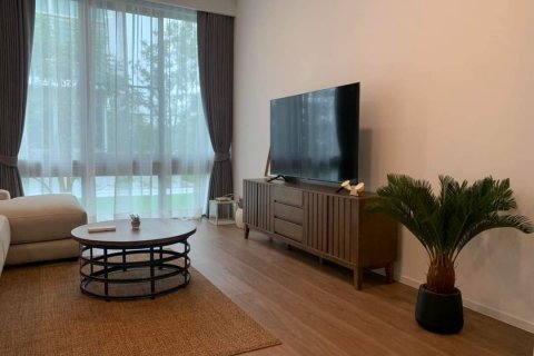 Chalet de 3 dormitorios en Saphan Sung, Bangkok, Tailandia № 133951 - foto 10